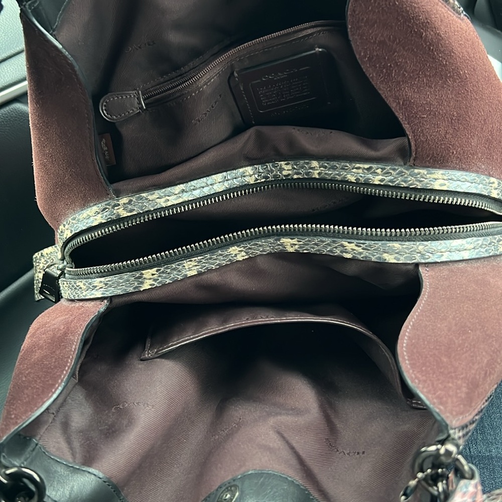 Upcrafted Dalton 31 In Colorblock With Snakeskin Detail - Picture 8 of 15